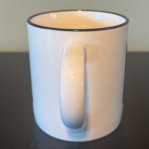 THRESHOLD Letter K Initial Monogram Stoneware Mug with Metallic Gold Highlights - Picture 3 of 9